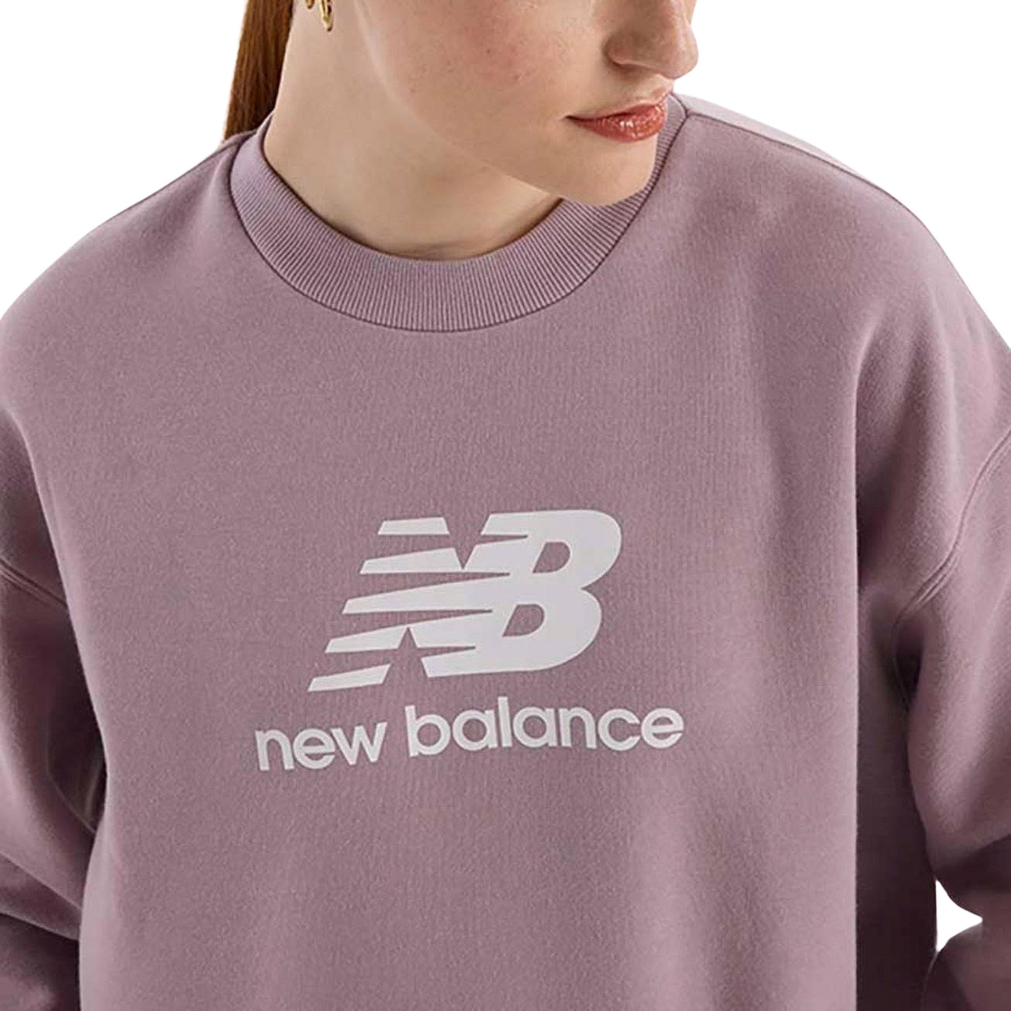 New Balance Sport Essentials Fleece Logo Crew Sweater Women